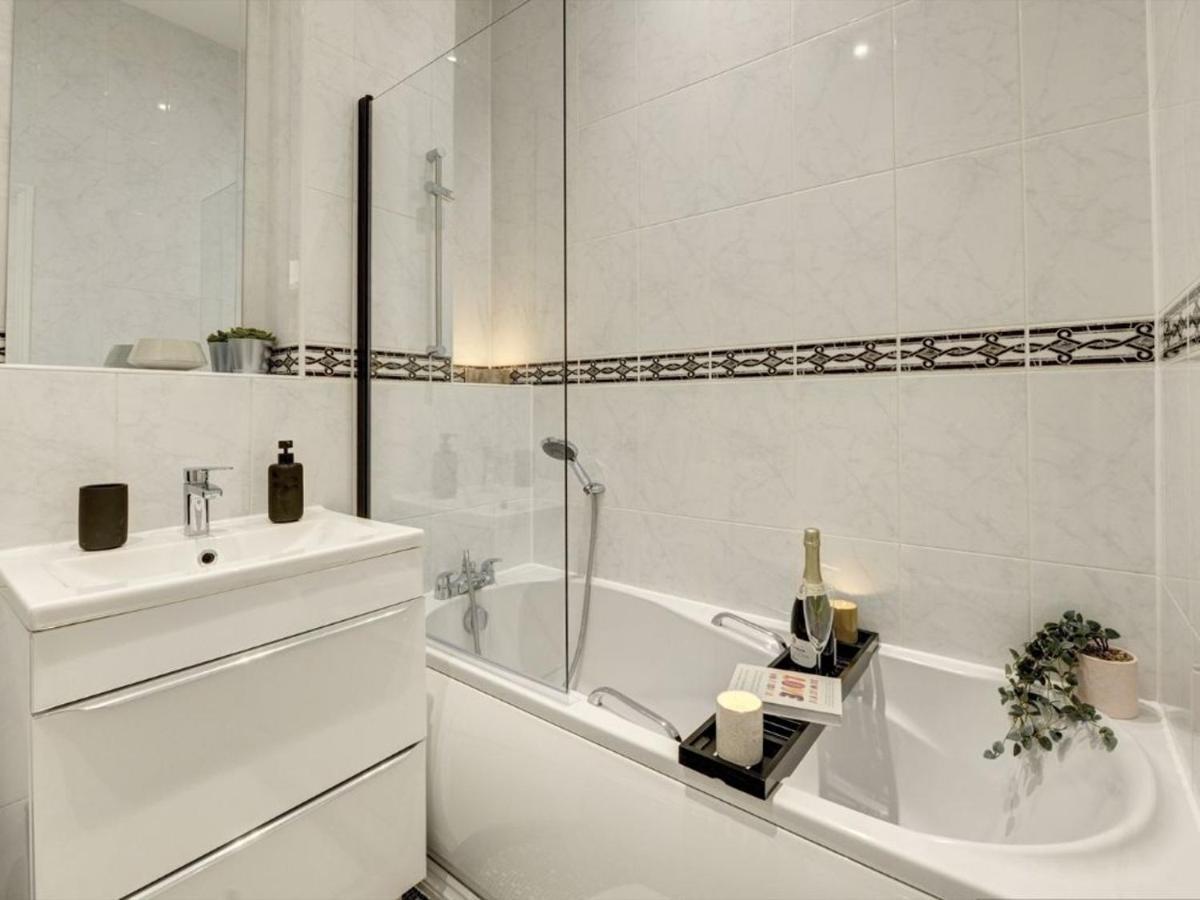 The Clement Apartment Stylish Two Bedroom Apartment Very Close To The Birmingham Arena Exterior foto