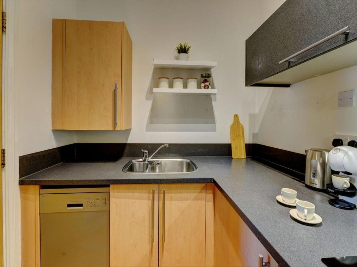 The Clement Apartment Stylish Two Bedroom Apartment Very Close To The Birmingham Arena Exterior foto